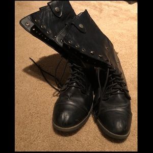 Black lace up combat boots size 7